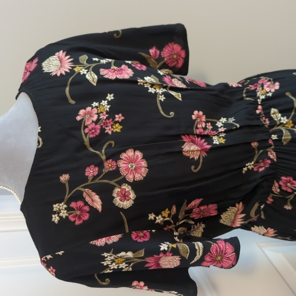 Romper - Picture 7 of 9